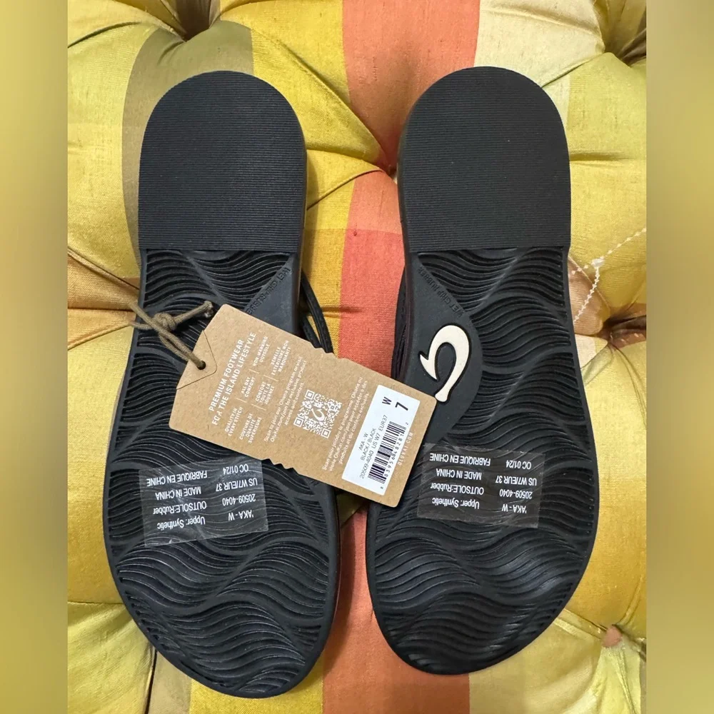Olukai AKA-W sandals New with Tags attached $70 - Picture 11 of 14